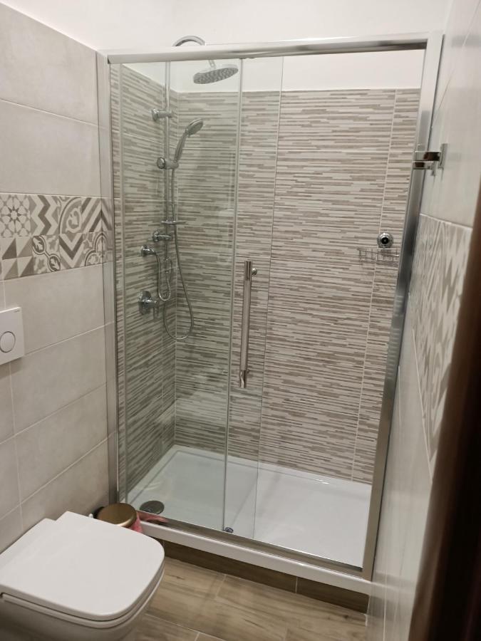 B&B Villa Salome' San Pietro Clarenza ภายนอก รูปภาพ