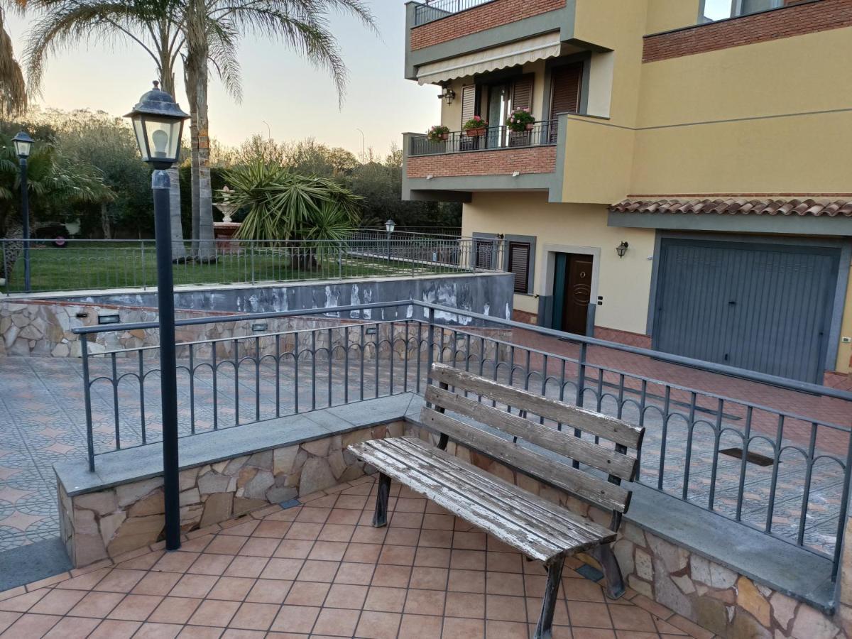 B&B Villa Salome' San Pietro Clarenza ภายนอก รูปภาพ