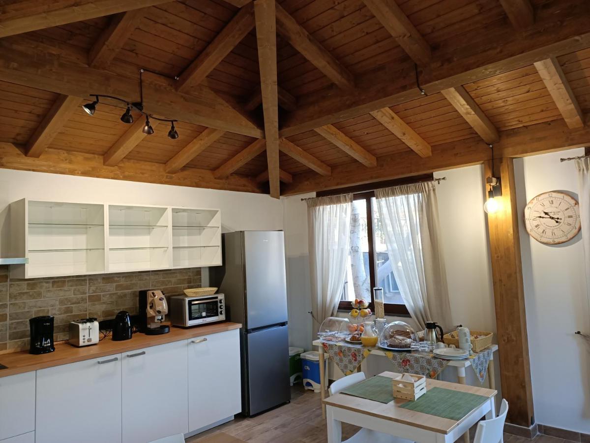 B&B Villa Salome' San Pietro Clarenza ภายนอก รูปภาพ