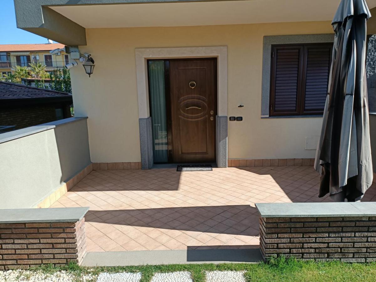 B&B Villa Salome' San Pietro Clarenza ภายนอก รูปภาพ